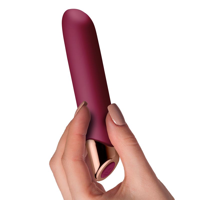 Chaiamo Burgundy Sensory Vibrator for Pleasure