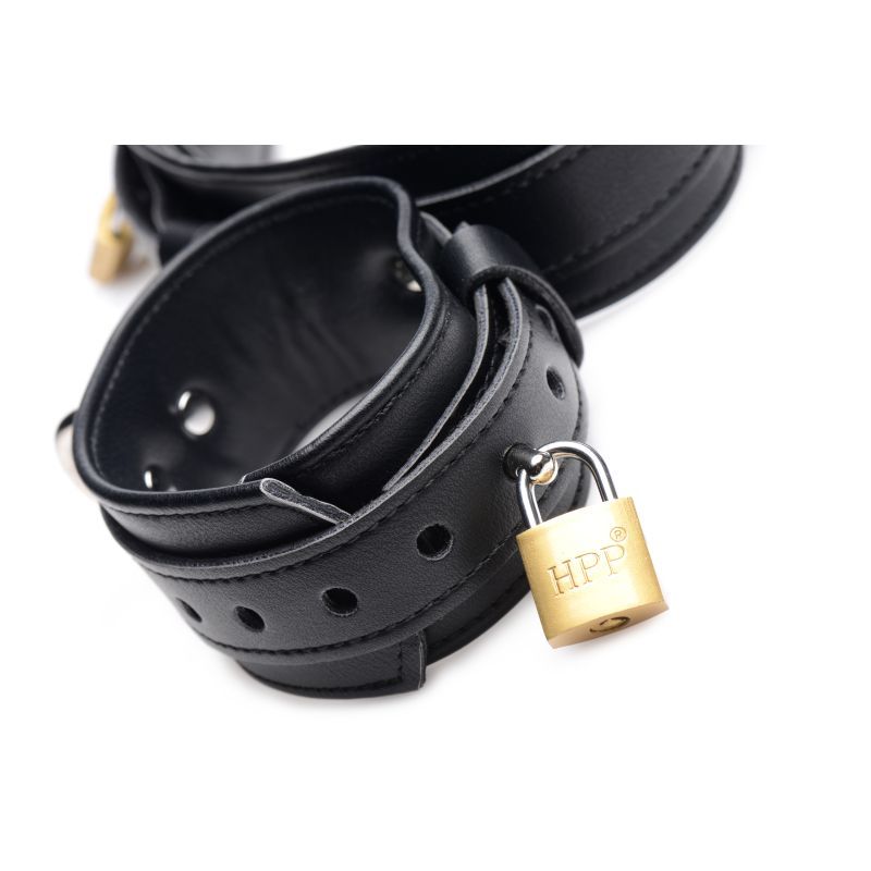 Frog Tie Restraint Set in Black for Enhanced Bondage Play