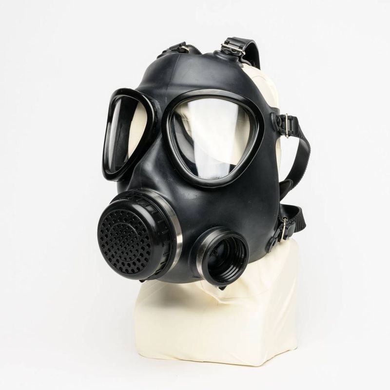 Military Adjustable Strap Rubber Gas Mask Black