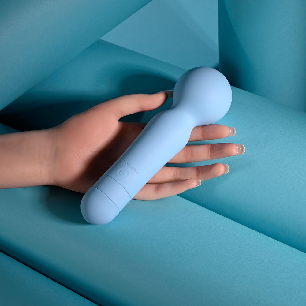 Evolved Iris – USB Rechargeable Waterproof Massage Wand 18.3 cm