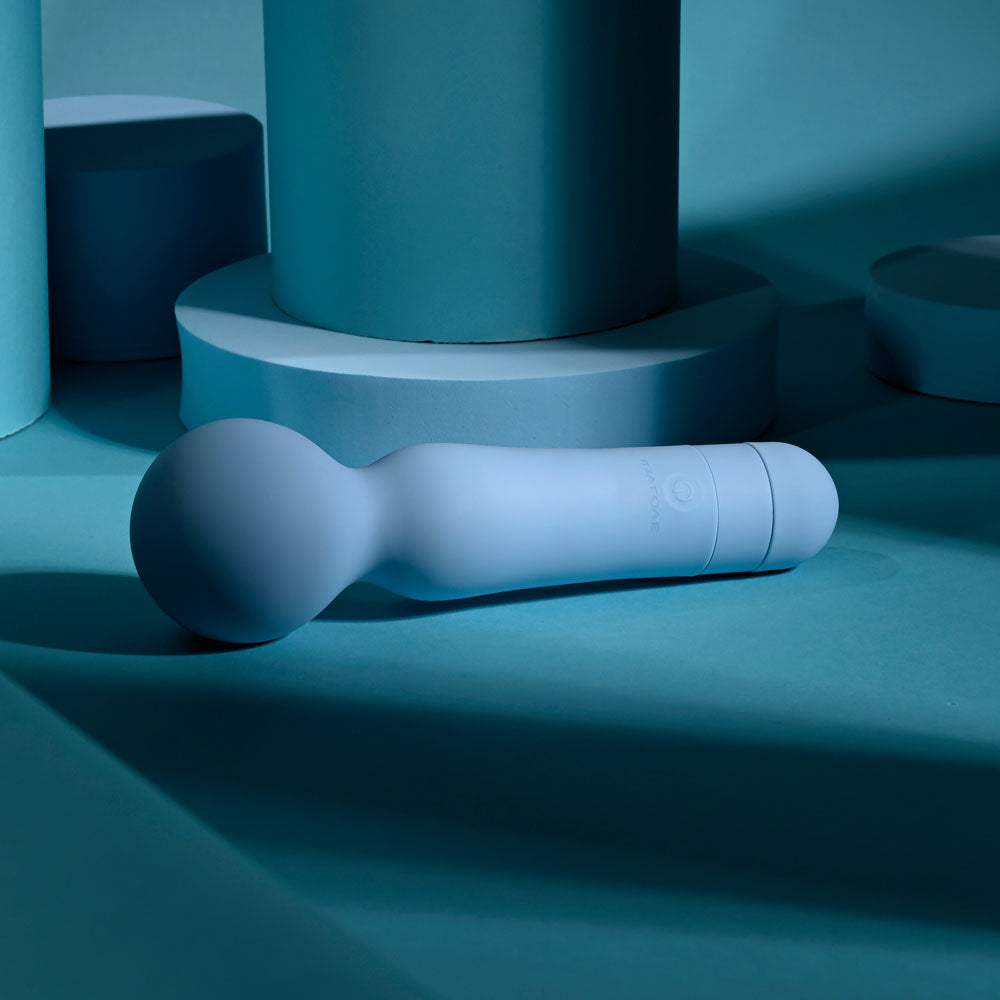 Evolved Iris – USB Rechargeable Waterproof Massage Wand 18.3 cm