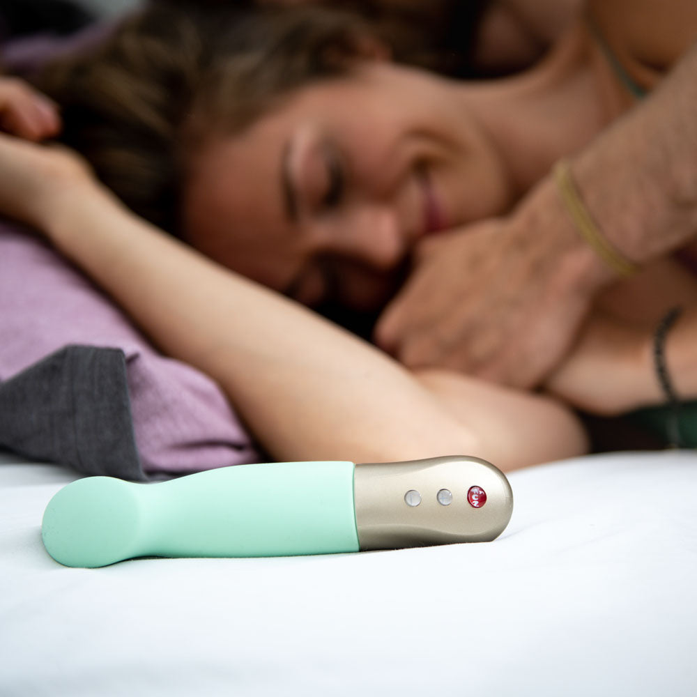 Fun Factory SUNDAZE Pistachio 17.5 cm Vibrator in Green