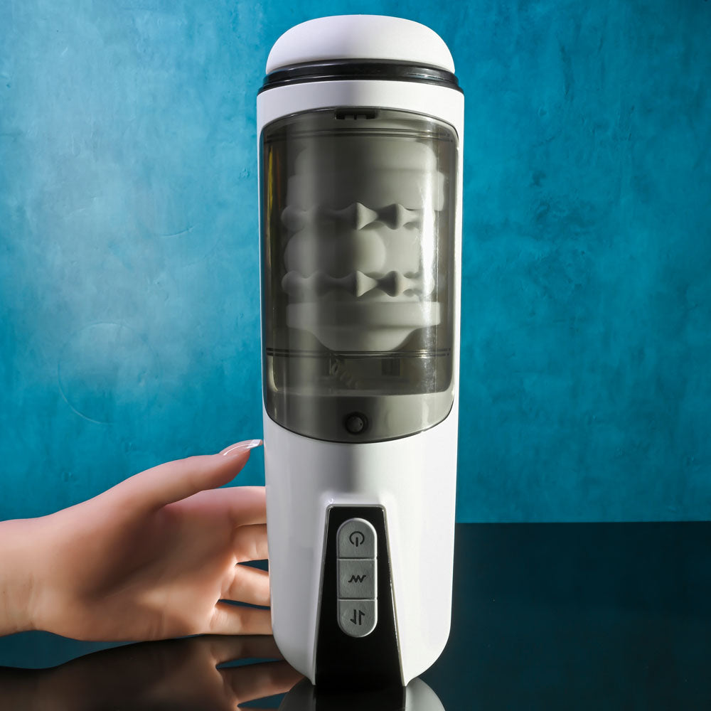 Gender X GET YOUR STROKE ON 13.3cm Vibrating Stroker