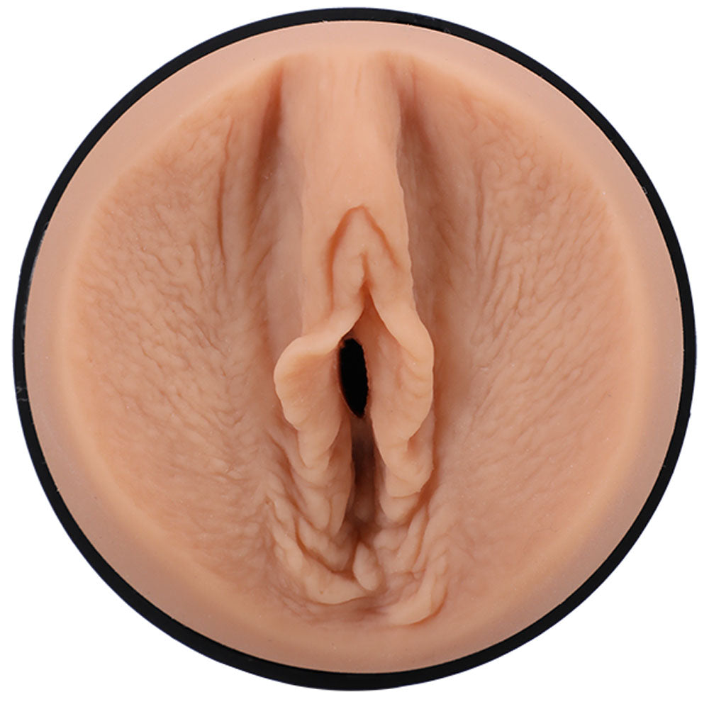 Chantal Danielle Main Squeeze – Handcrafted Lifelike Warm Ultraskyn Stroker