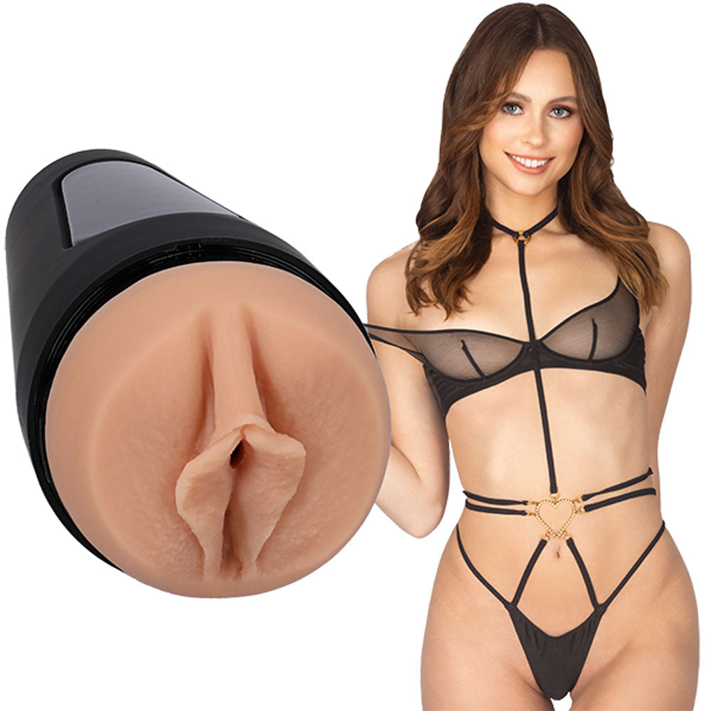 Stella Barey Ultraskyn Main Squeeze – Textured Handheld Stroker