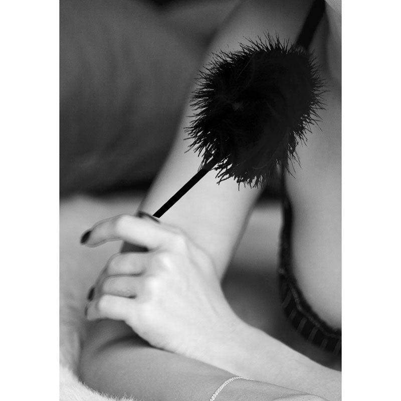 Ouch! White Feather Tickler – Feather Crop