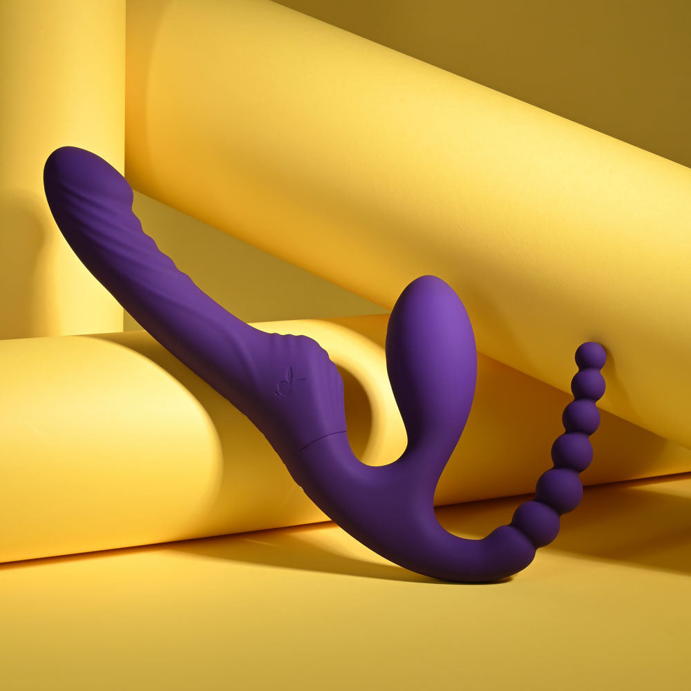 Playboy Pleasure Hug It Out – 29 cm USB Rechargeable Strapless Strap-On