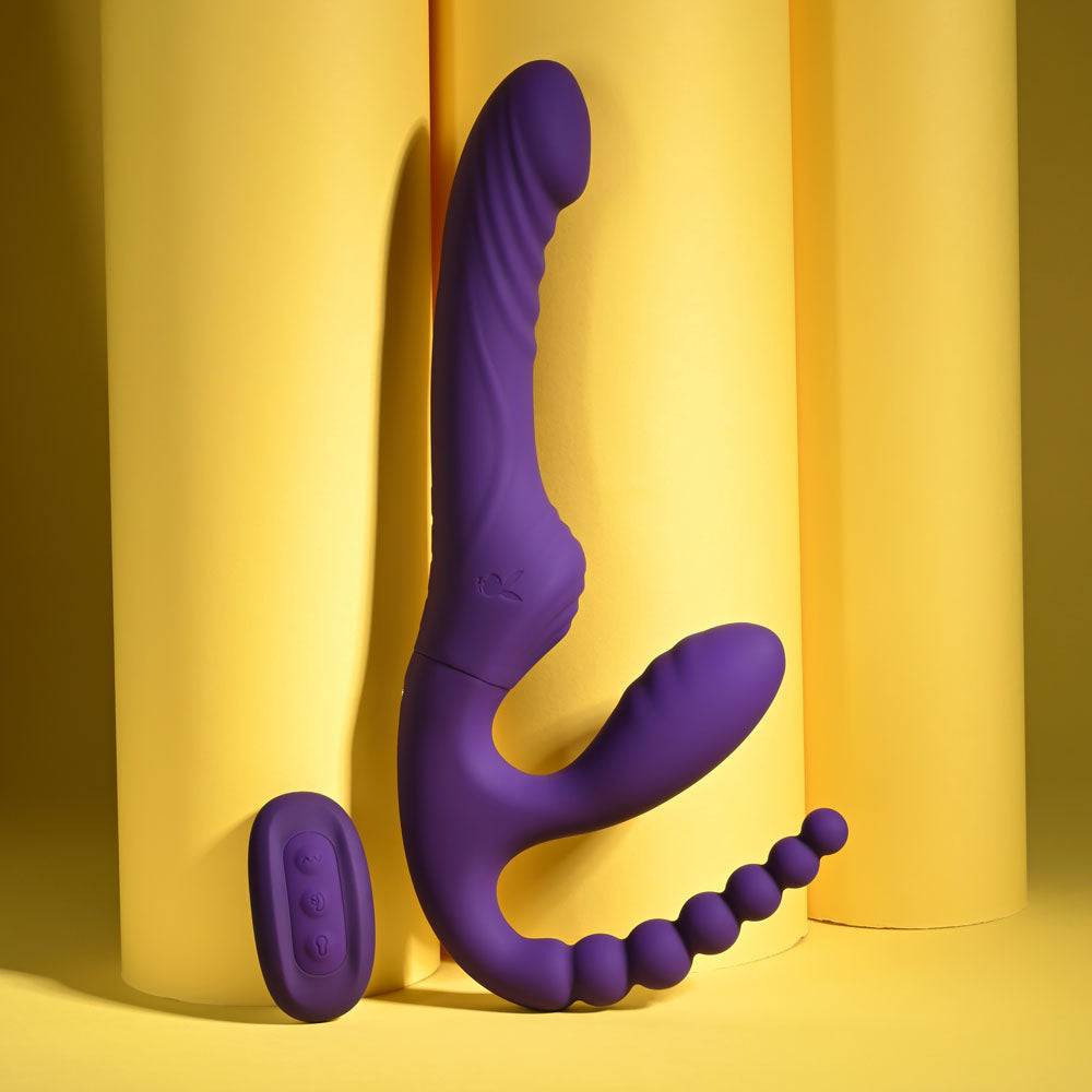 Playboy Pleasure Hug It Out – 29 cm USB Rechargeable Strapless Strap-On