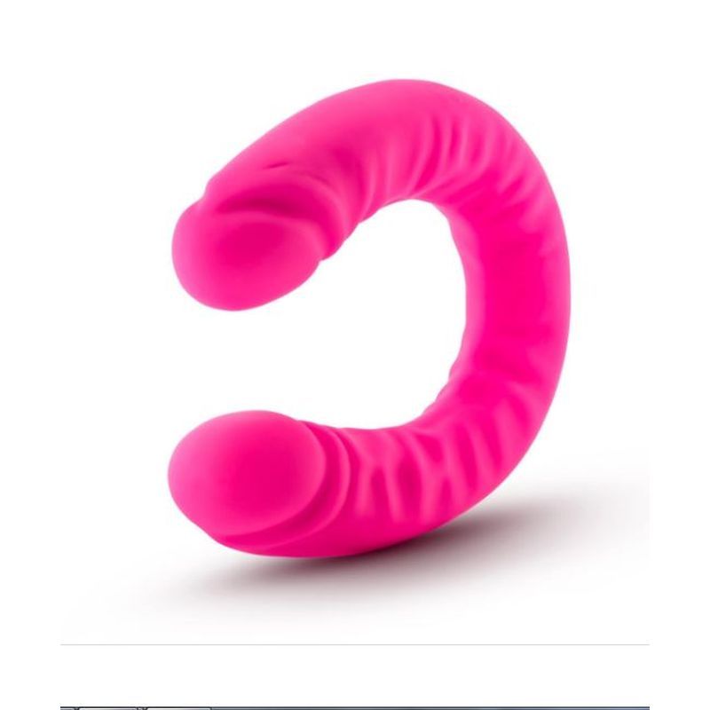 Ruse Silicone Slim 18in Hot Pink Double Dong 1.5in Wide