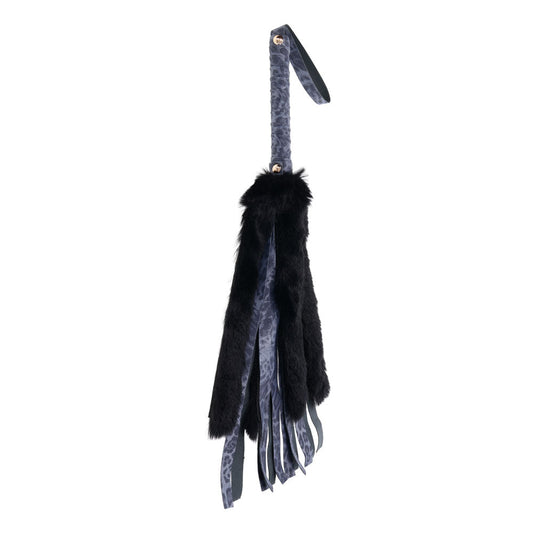 Sex & Mischief Cougar Faux Fur Flogger – Luxury Furry Flogger Whip