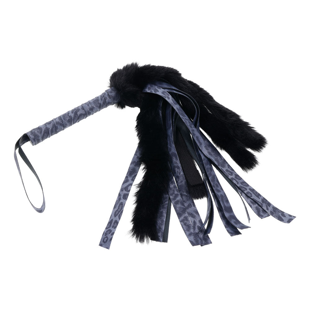 Sex & Mischief Cougar Faux Fur Flogger – Luxury Furry Flogger Whip