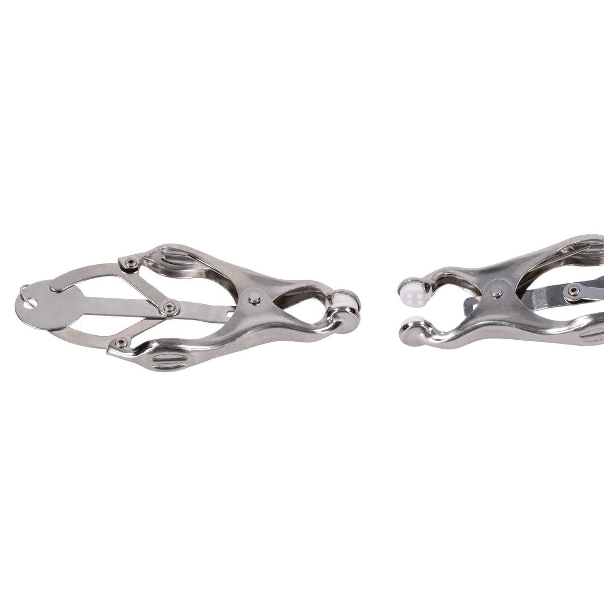 Edge Tuggable Clover Clamps – Metal Nipple Restraints