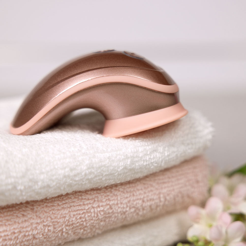Twitch 1 Stimulator with Suction Rose Gold