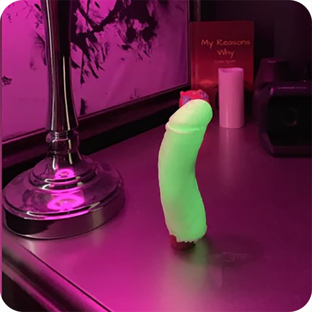 Clone-A-Willy Vibrator Kit in Glow in the Dark Dildo Sex Toys > Realistic Dildos