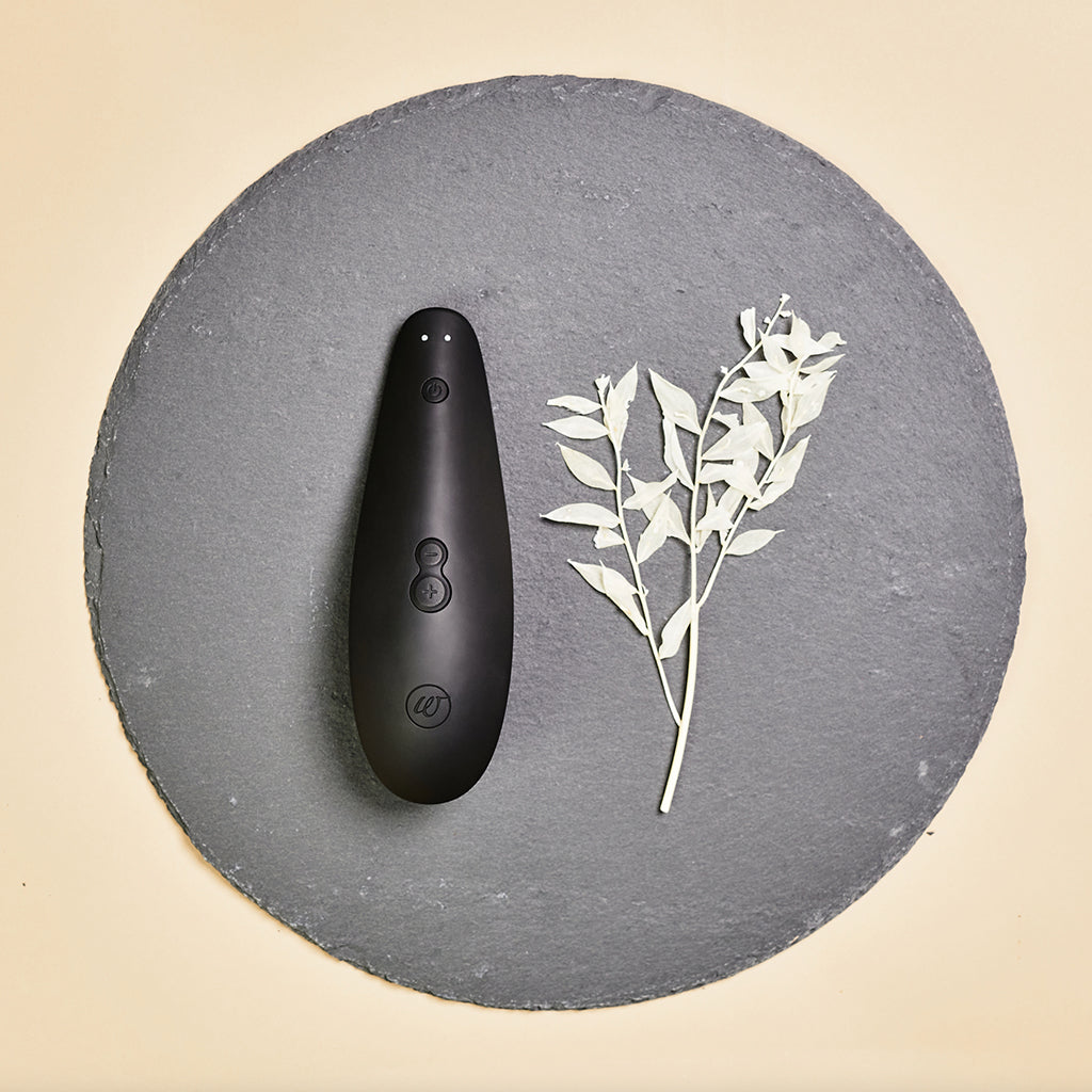 Womanizer Classic 2 Pleasure Air Stimulator in Black Vibrators > Clitoral Stimulators