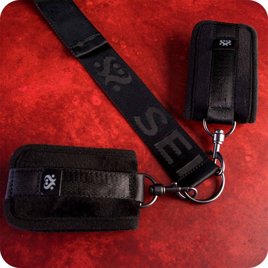 Sei Mio Neck Firmly In Check Neck & Wrist Restraint Kit Bondage and Fetish > Wrist and Ankle Cuffs