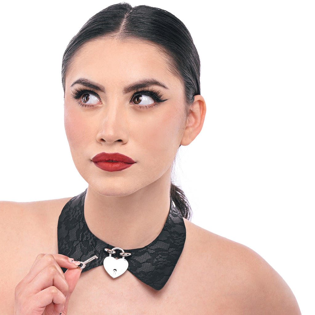 S&M Heartbound Lace Day Collar Bondage and Fetish > Leashes and Collars